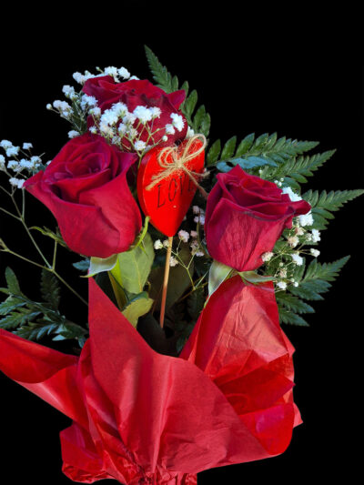 Valentines Day! Three red roses.